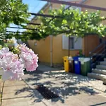 Gostinjska kuća Mara I.