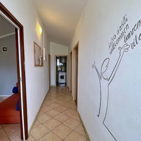 Mara I. Guest house Silo (Krk)