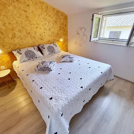 Konukevi Mara I. 3*