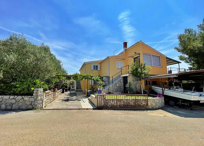 Gostinjska kuća Mara I. 3*