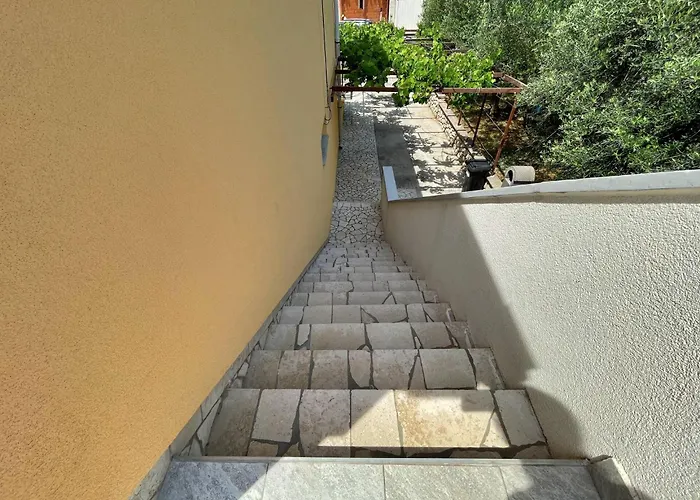 Mara I. 3* Silo (Krk)